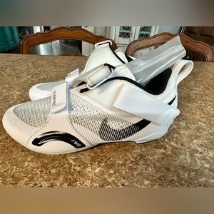 Women’s Nike Spin shoes